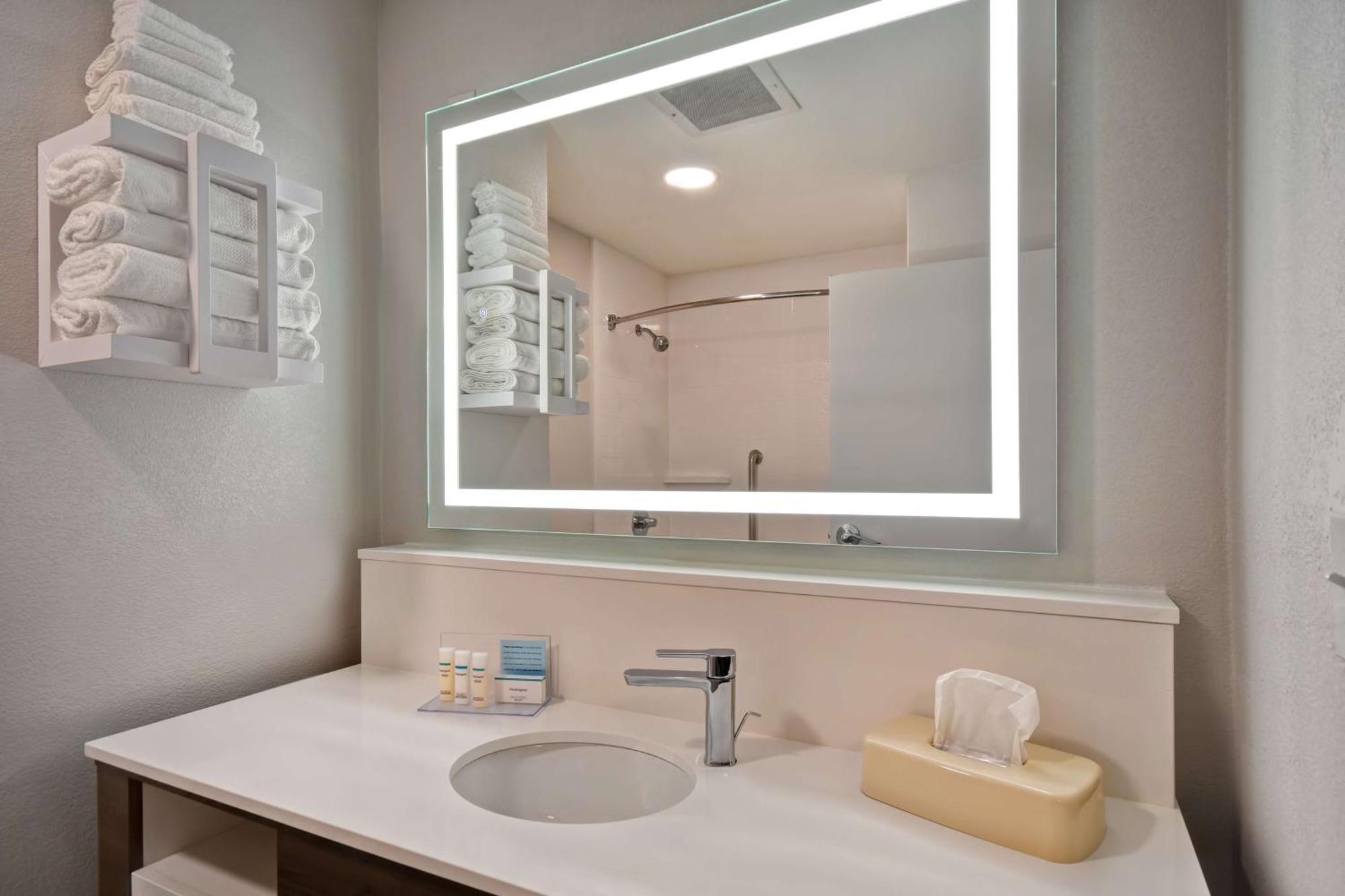 Hampton Inn Potomac Mills Woodbridge Eksteriør bilde